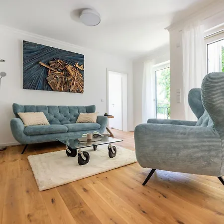 Villa Chloe - App 6 Am Kurpark *